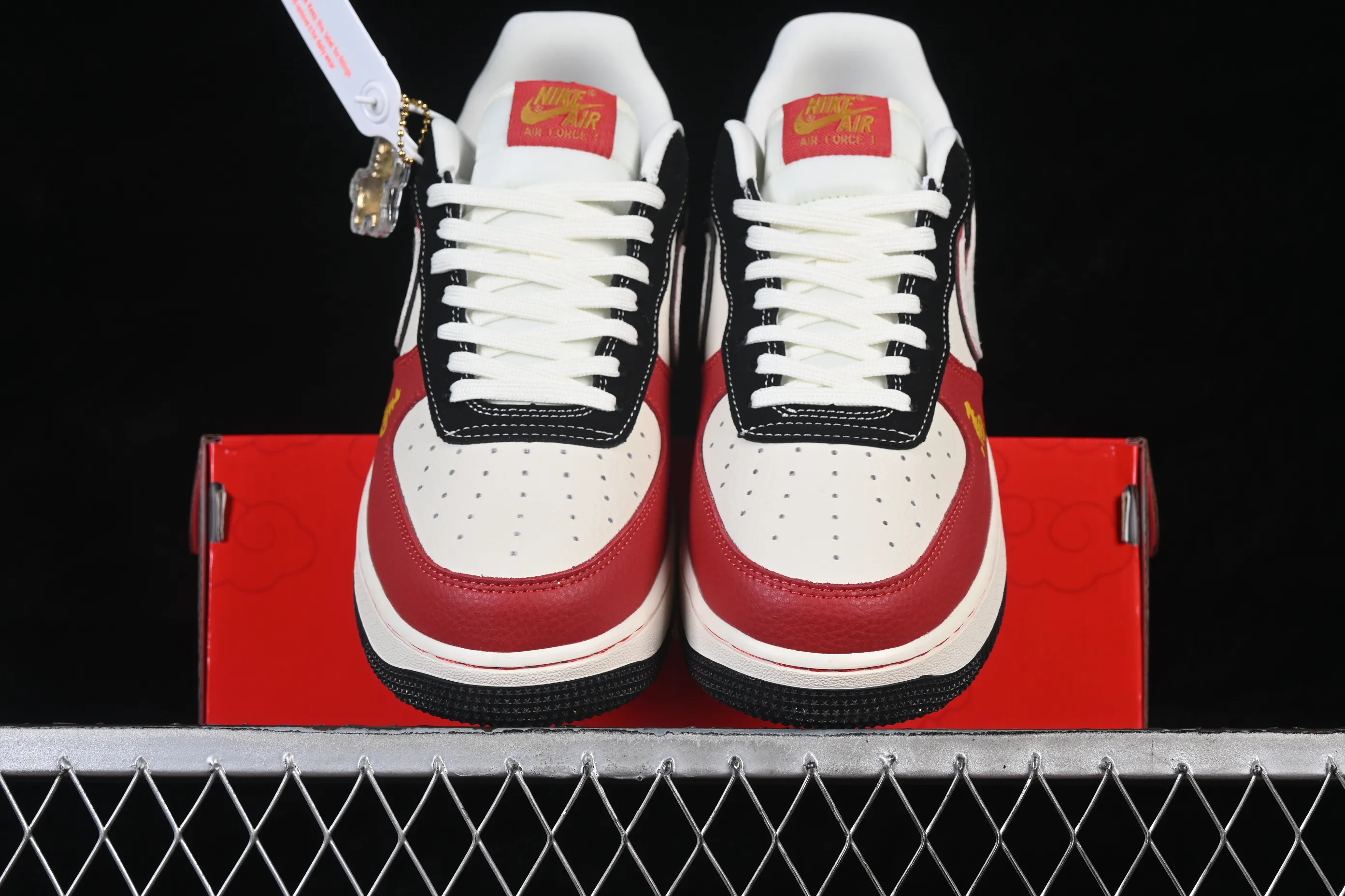 All Categories Nk Air Force 1 Air Force Series Nk Air Force 1 Low Air Force Low Nike Air Force 1'07 Low Year of the Horse Limited Black and Red Gong Xi Fa Cai Air Force One Low Casual Shoes DF0188-129
